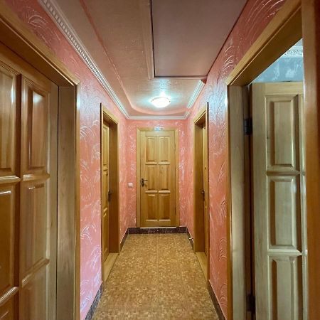 Villa Aeroport Розовый Дом Chişinău Eksteriør billede