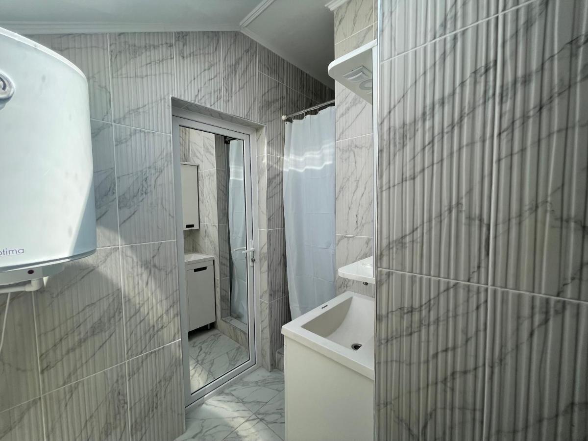 Villa Aeroport Розовый Дом Chişinău Eksteriør billede